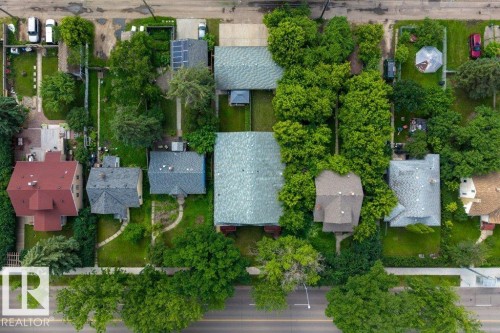 Image quality insufficient for description - 11330 101 Street, Edmonton, AB 