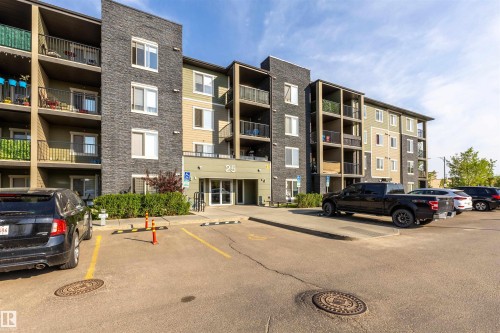 Multi-level building with stone and siding facade - 403 25 Element Dr, St. Albert, AB - Outdoor