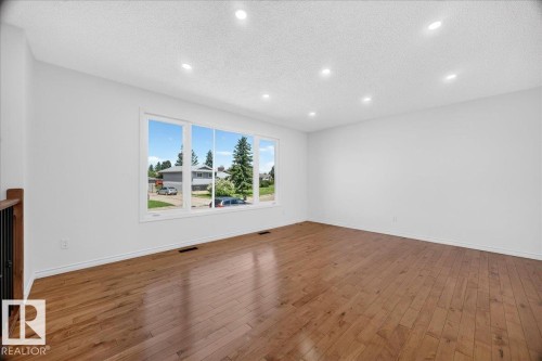 11327 165 Avenue, Edmonton, AB 