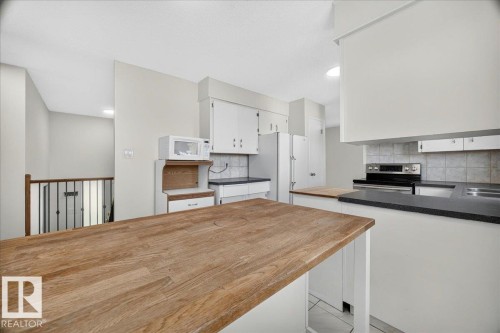 11327 165 Avenue, Edmonton, AB 