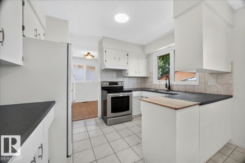 11327 165 Avenue, Edmonton, AB 