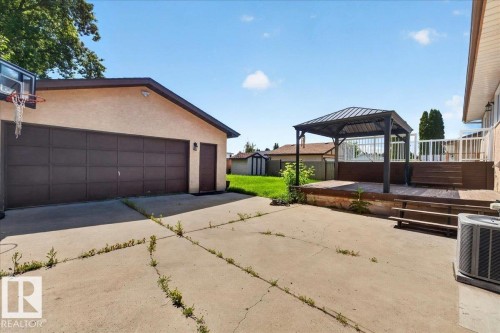 11327 165 Avenue, Edmonton, AB 