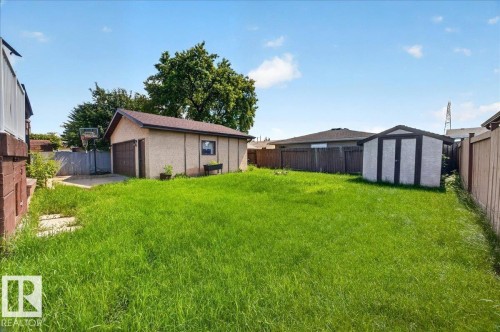 11327 165 Avenue, Edmonton, AB 