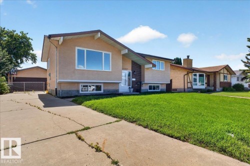 11327 165 Avenue, Edmonton, AB 