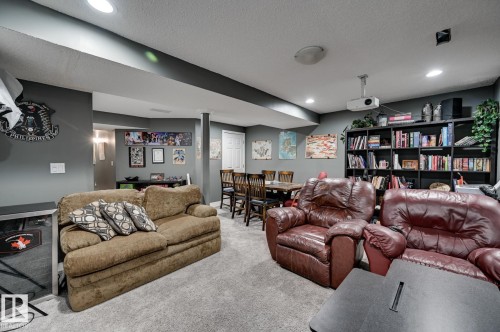 99 150 Edwards Drive, Edmonton, AB 