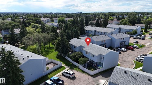 21 Amberly Court, Edmonton, AB 