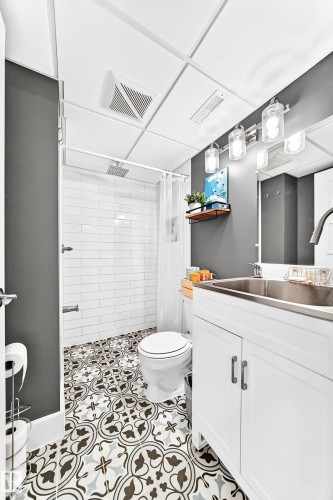 5408 47A Street, Wetaskiwin, AB - Indoor Photo Showing Bathroom