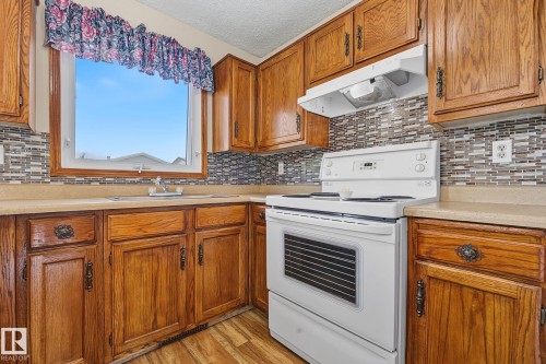 9516 173 Avenue, Edmonton, AB 