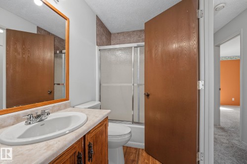 9516 173 Avenue, Edmonton, AB 