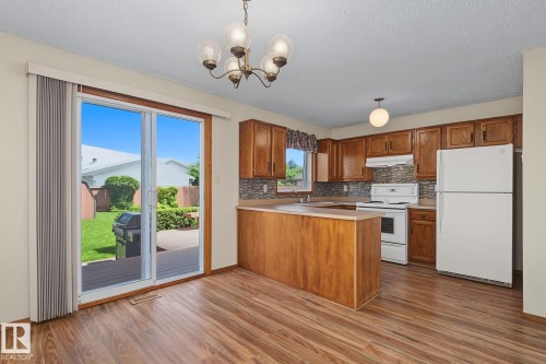 9516 173 Avenue, Edmonton, AB 