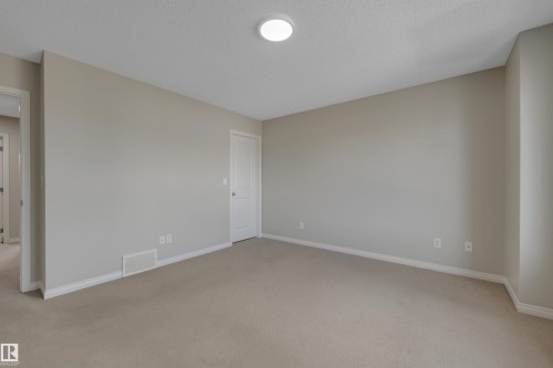 241 Southwick Way, Leduc, AB 