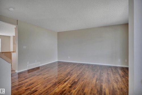 241 Southwick Way, Leduc, AB 