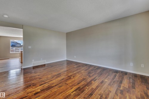 241 Southwick Way, Leduc, AB 