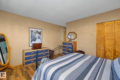 3212 73 Street, Edmonton, AB 