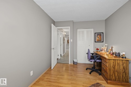 3212 73 Street, Edmonton, AB 