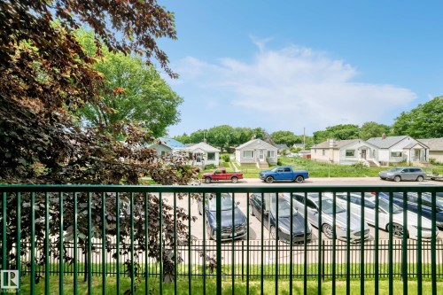 221 11325 83 Street, Edmonton, AB 