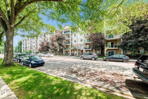 221 11325 83 Street, Edmonton, AB 