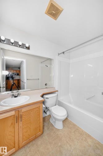 221 11325 83 Street, Edmonton, AB 