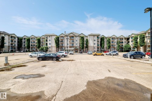 221 11325 83 Street, Edmonton, AB 