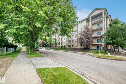 221 11325 83 Street, Edmonton, AB 