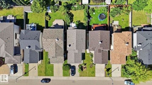Image quality insufficient for description - 3591 Mclean Crescent, Edmonton, AB 