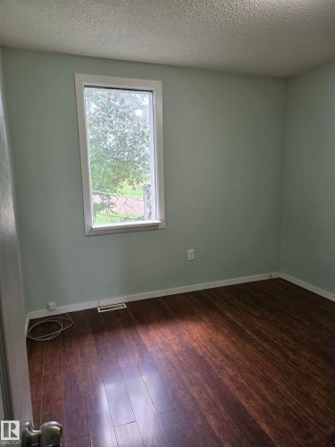 5007 51 Avenue, Newbrook, AB 