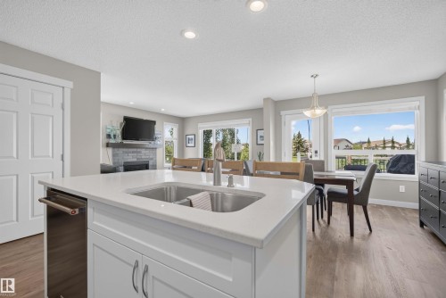 14 Moberg Close, Leduc, AB 