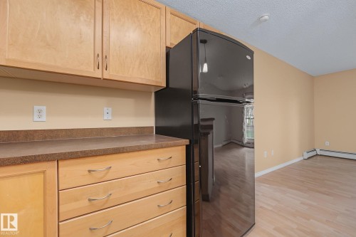 102 646 Mcallister Loop Sw, Edmonton, AB 