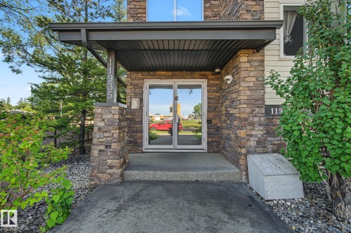 202 11935 106St, Edmonton, AB 