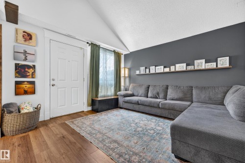 111 Lancaster Terrace, Edmonton, AB 