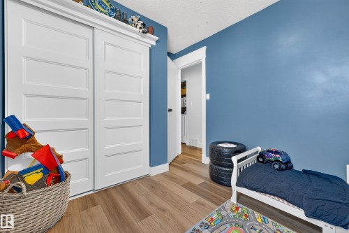 111 Lancaster Terrace, Edmonton, AB 