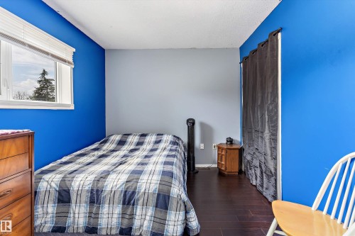 5024 55 Avenue, Tofield, AB - Indoor Photo Showing Bedroom