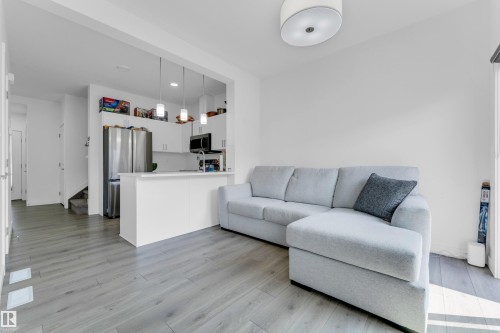 #56 2710 66 St Sw, Edmonton, AB - Indoor