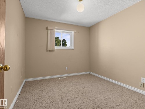 4174 28 Avenue, Edmonton, AB 