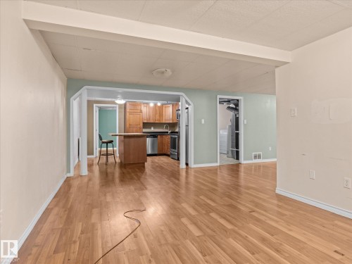 4174 28 Avenue, Edmonton, AB 