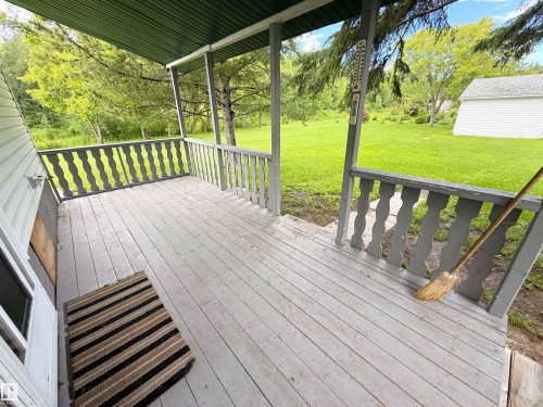 4712 54 Avenue, Wabamun, AB 