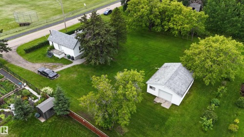 4712 54 Avenue, Wabamun, AB 
