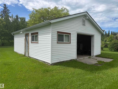 4712 54 Avenue, Wabamun, AB 
