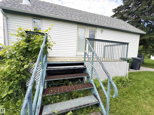 4712 54 Avenue, Wabamun, AB 