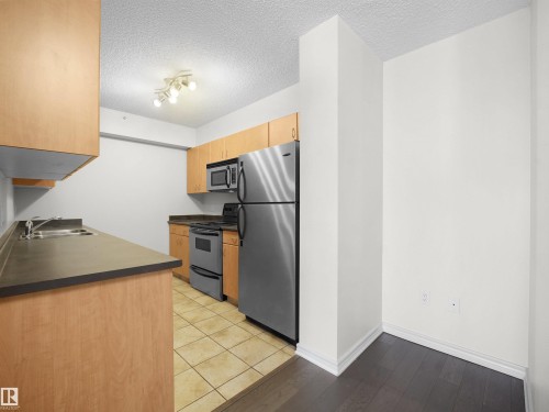 1604 10180 104 Street, Edmonton, AB 