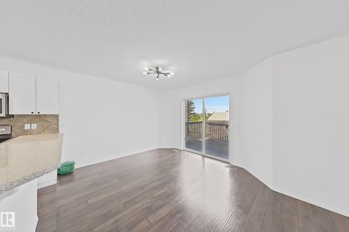 8708 175 Avenue, Edmonton, AB 