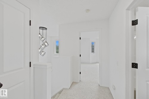 8708 175 Avenue, Edmonton, AB 