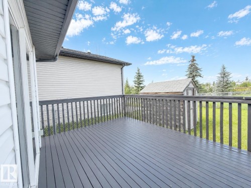 8708 175 Avenue, Edmonton, AB 