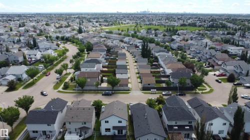 8708 175 Avenue, Edmonton, AB 