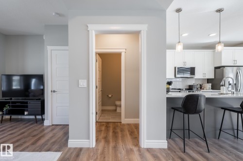1035 Goldfinch Way, Edmonton, AB 