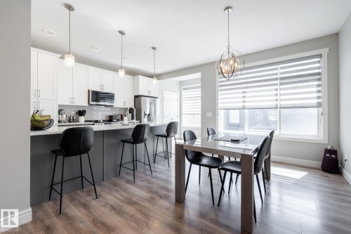 1035 Goldfinch Way, Edmonton, AB 