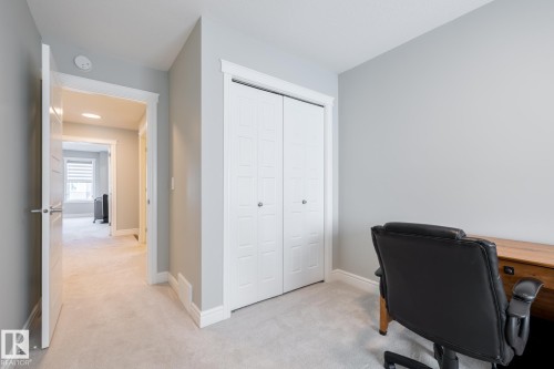 1035 Goldfinch Way, Edmonton, AB 
