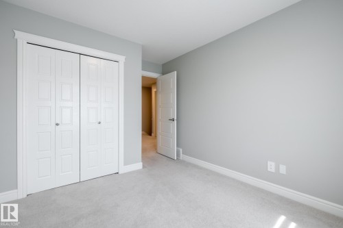 1035 Goldfinch Way, Edmonton, AB 