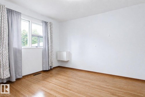 11220 68 Street, Edmonton, AB 