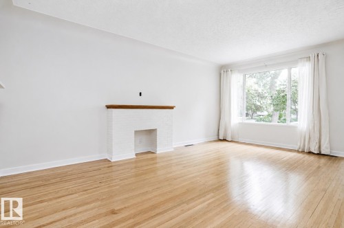 11220 68 Street, Edmonton, AB 
